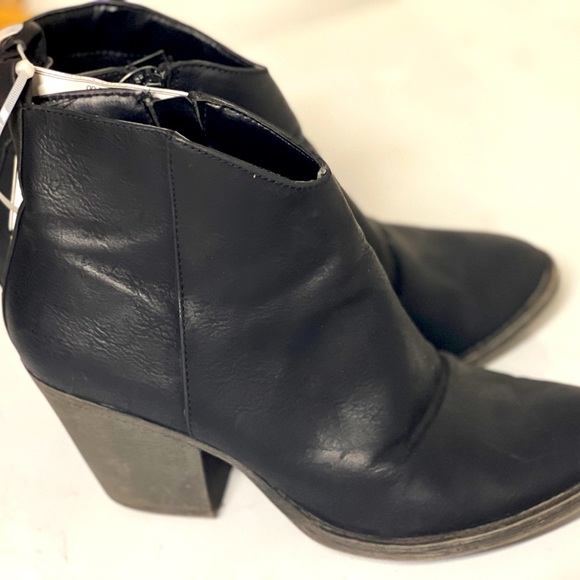 Maurice’s Black Booties - Size 10M - Picture 1 of 3